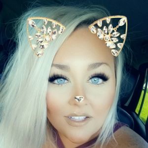 Meet your Posher, Brittney